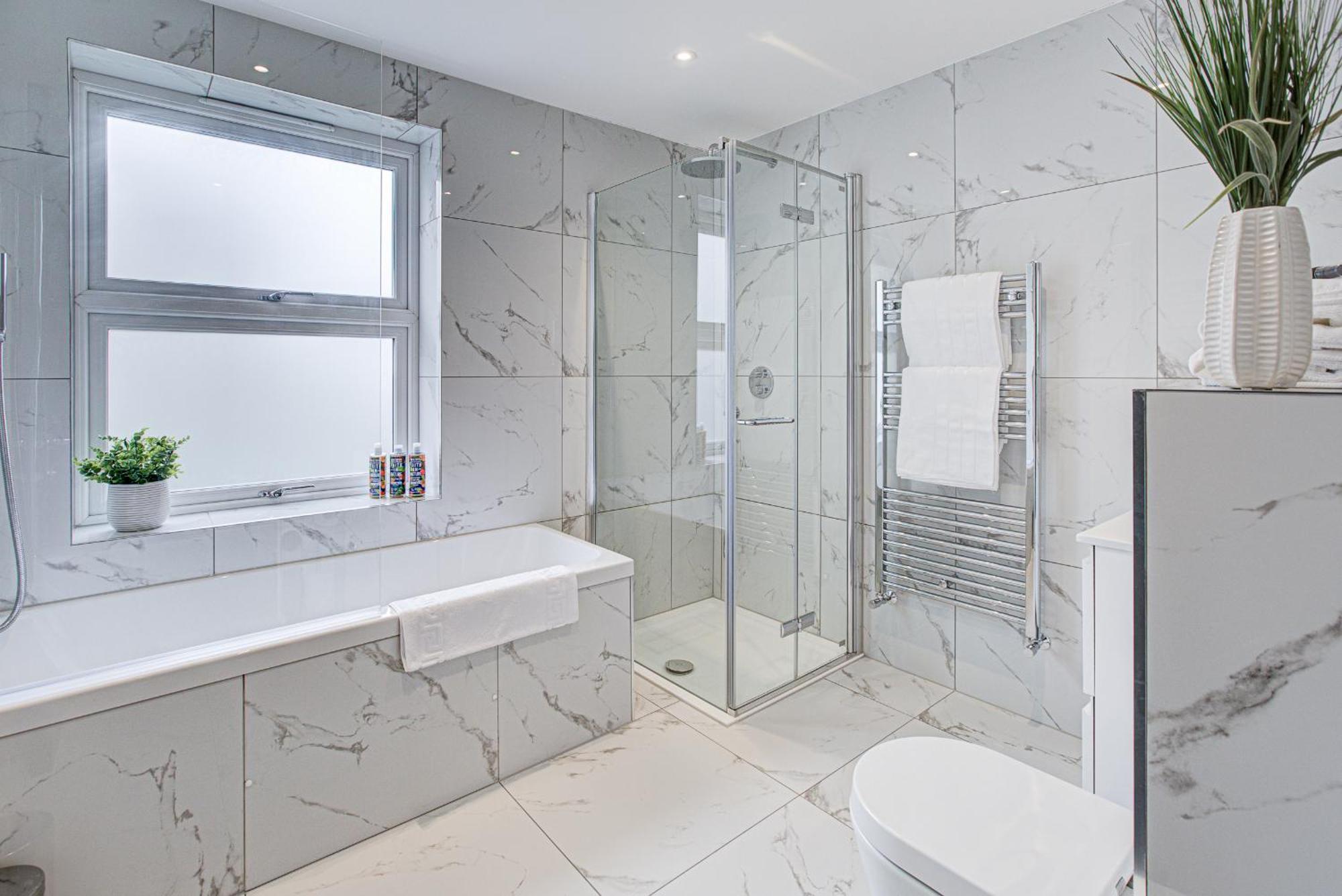 Hybrid Resi - Fulham Near Chelsea And Putney * Londra