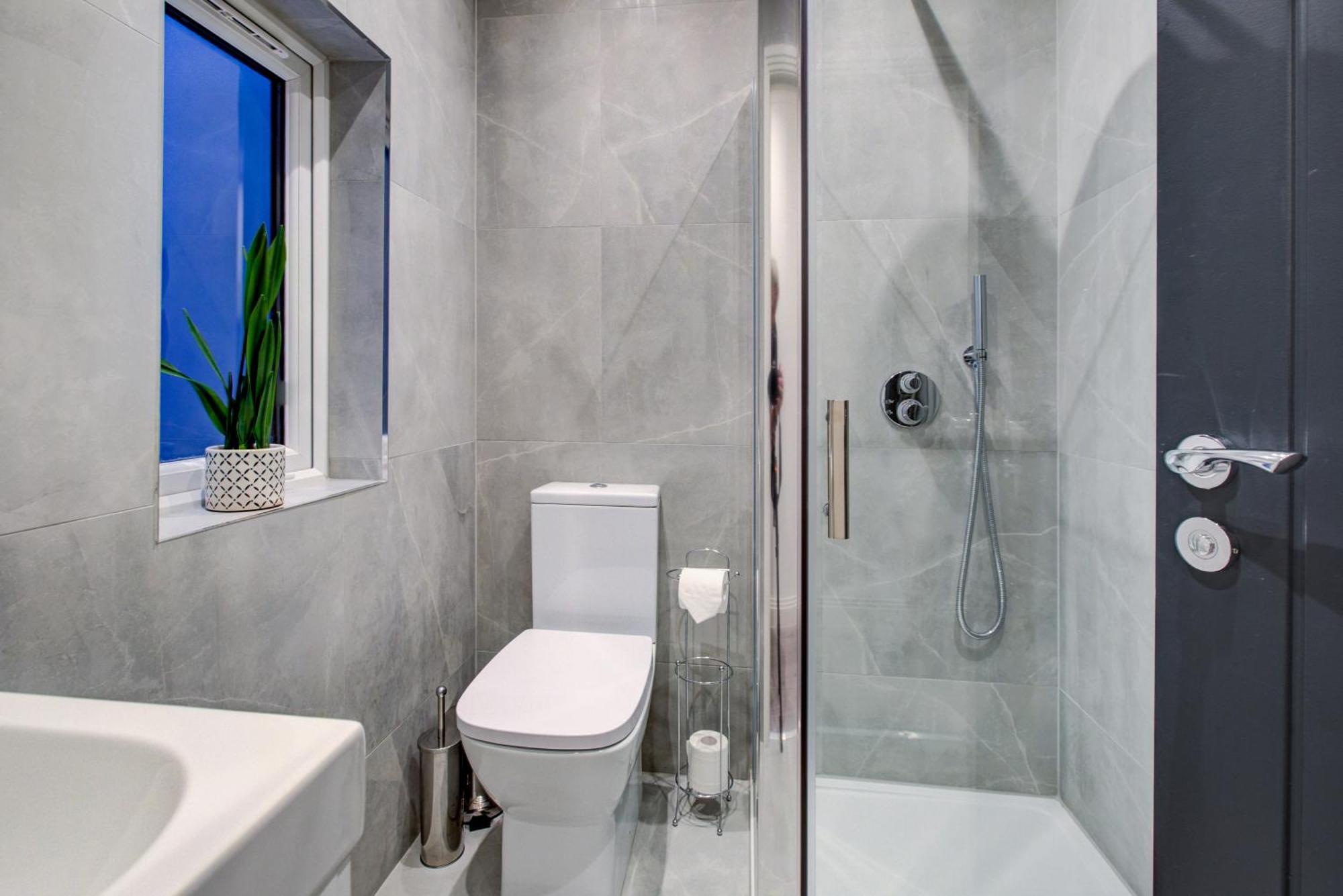 Apartament Hybrid Resi - Fulham Near Chelsea And Putney Londra
